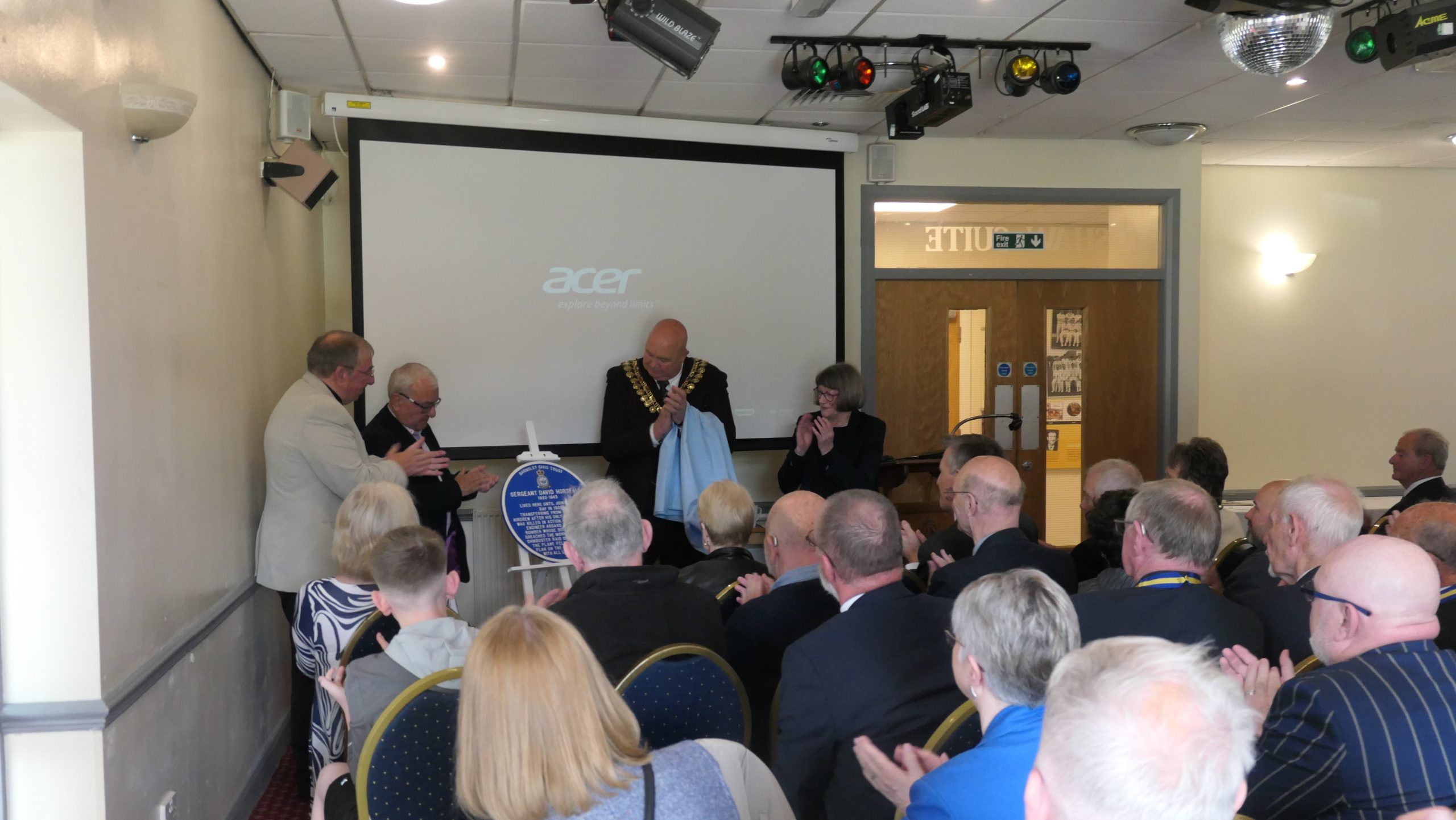 Blue Plaque Horsfall unveiling (4)
